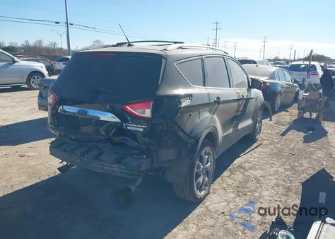 2016 Ford Escape Titanium из США, поврежденный, VIN 1FMCU0JX8GUB36565